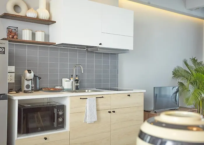 Spacious Duplex 2 Bedroom Max 6 Guests - 3 Min Walk To Bts Nana Apartment *