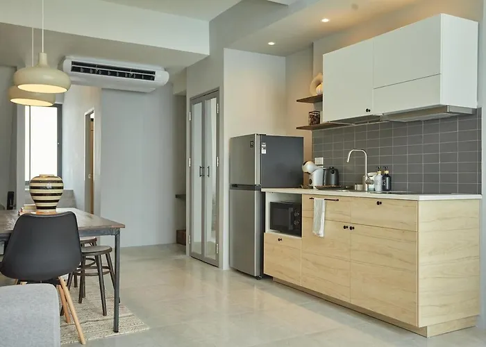 Spacious Duplex 2 Bedroom Max 6 Guests - 3 Min Walk To Bts Nana