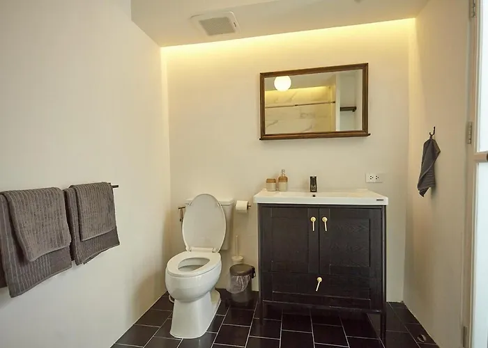 Apartment Spacious Duplex 2 Bedroom Max 6 Guests - 3 Min Walk To Bts Nana Bangkok
